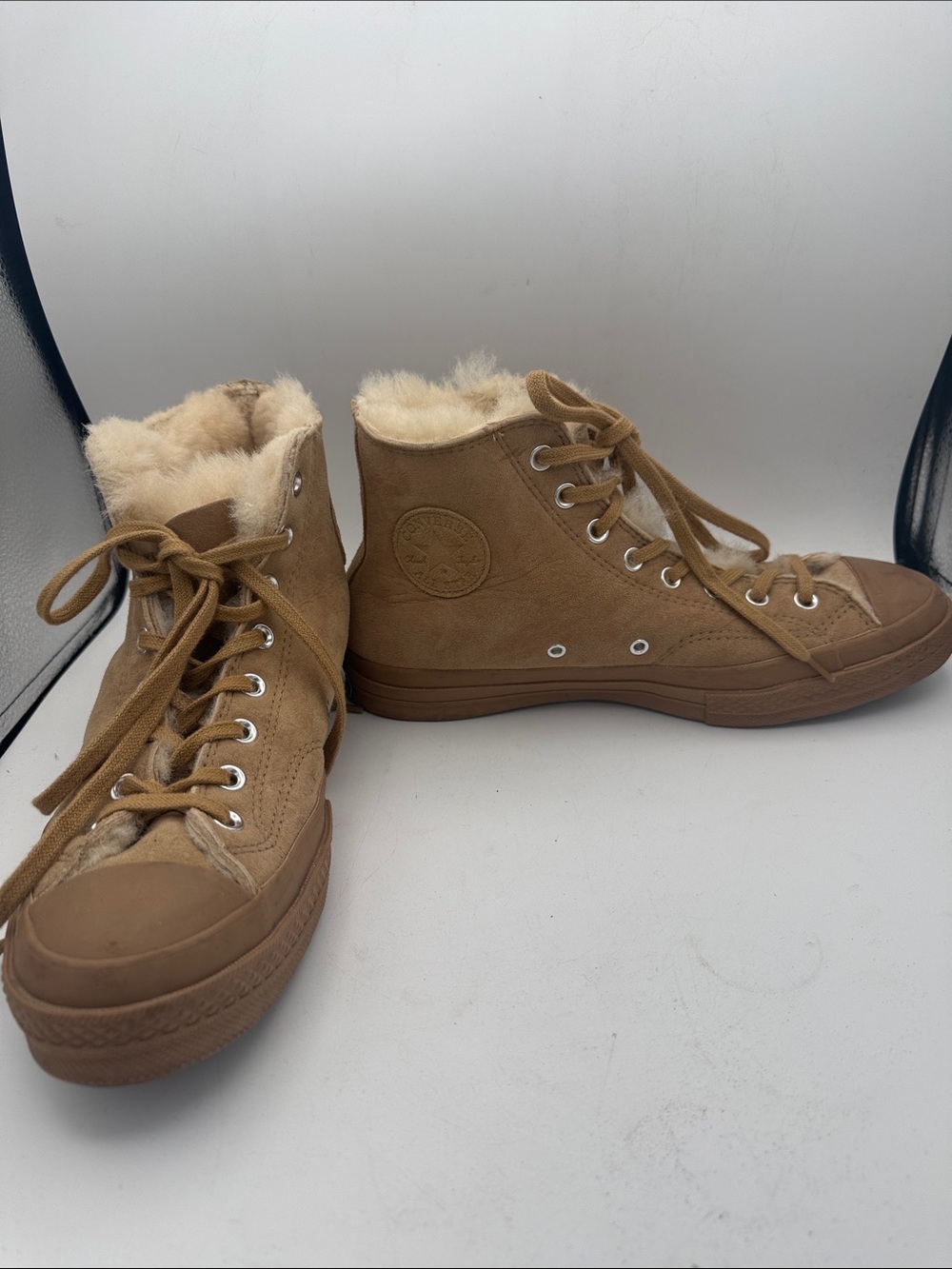 Converse Chuck 70 Hi Shearling Lined Suede Iced Coffee unisex M 9.5 W 11.5